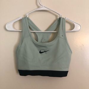 Nike Women’s Sports Bra